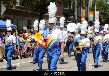 Chicago, USA. 24 Juin, 2018. Les gens participent à la 49e Assemblée Chicago Pride Parade à Chicago, aux États-Unis, le 24 juin 2018. Credit : Wang Ping/Xinhua/Alamy Live News Banque D'Images