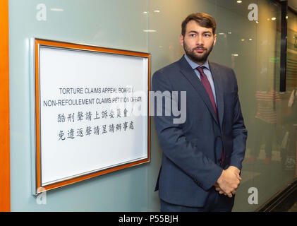 Hong Kong, Hong Kong, Chine. 25 Juin, 2018. Supports et d'autres réfugiés Snowden assister à la torture de l'appel demande Ajith session avec des réfugiés et les droits de l'homme Avocat et notaire Guillaume Cliche-Rivard (photo).La commission d'appel North Point Hong Kong Crédit : Jayne Russell/ZUMA/Alamy Fil Live News Banque D'Images