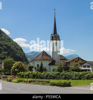 Église du village de Genève dans le canton de Schwyz. Banque D'Images