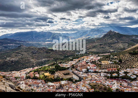 Jaen, Espagne - 23 octobre 2016 : vue panoramique de la ville du château de Santa Catalina, prises en Jaén, Andalousie, Espagne Banque D'Images