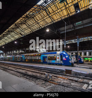 La gare Saint-Lazare, Paris, France Banque D'Images