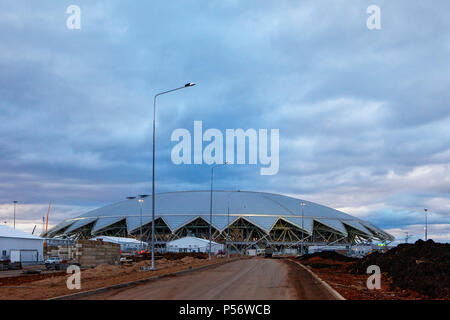 Arène de Samara, Russie - Avril 2018 : Coupe du monde de football 2018 construction du stade. Disposition des territoires voisins. Banque D'Images