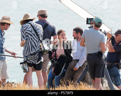 Newquay, Cornwall, UK. 25 Jun, 2018. Rosamunde Pilcher matin orageux de l'amour dans la nuit lieu de tournage, avec Matthias Brandt Harreby,Johanna Poules, Gabriel Merz, UK, le 25, juin, 2018 Robert Taylor/Alamy Live News. Newquay, Cornwall, UK. Crédit : Robert Taylor/Alamy Live News Banque D'Images