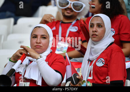 Volgograd, Russie. 25 Juin, 2018. femme Aegyptische Fans, fans de football, les jeunes femmes voilées, femme, l'Arabie saoudite (KSA) Egypte (EGY) 2-1, premier tour, Groupe A, Match 34, le 25/06/2018 à Volgograd Volgograd, Arena. Coupe du Monde de Football 2018 en Russie à partir de la 14.06. - 15.07.2018. Utilisation dans le monde entier | Credit : dpa/Alamy Live News Banque D'Images