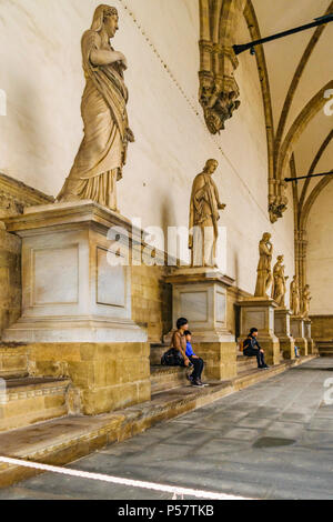 FLORENCE, ITALIE, JANVIER - 2018 - Vue en perspective de Loggia della Signoria à Florence, Italie Banque D'Images