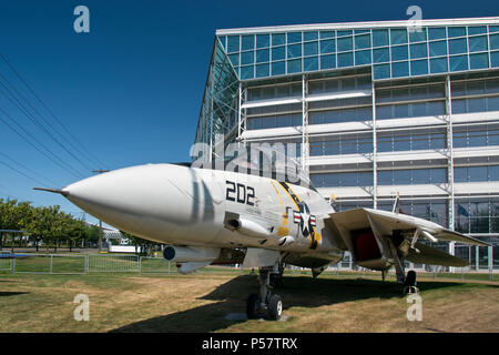 Un Grumman F-14A Tomcat, un avion de combat naval, exposées au Musée de l'aviation, Boeing Field, Washington. Banque D'Images