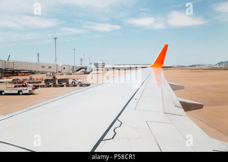 L'aéroport de Fukuoka vue depuis l'avion Banque D'Images