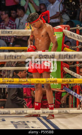 Bangkok, Thaïlande - thaïlandais sont célèbres pour le style de combat de Muay Thai. Ici en particulier des scènes de la Channel 7 Stadium Banque D'Images