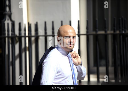 London,UK,26 juin 2018,secrétaire d'État du ministère de l'intérieur, la Rt Hon Sajid Javid MP arrive pour la réunion hebdomadaire du cabinet au 10 Downing Street à Londres.Larby Keith Crédit/Alamy Live News Banque D'Images