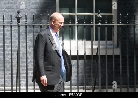 Londres. 26 juin 2018. Secrétaire d'État aux Transports Chris Grayling MP quitte Downing Street après la réunion hebdomadaire du cabinet Crédit : amer ghazzal/Alamy Live News Banque D'Images