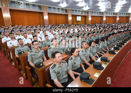 Beijing, Chine. 26 Juin, 2018. Le 18e congrès national de la Ligue de la jeunesse communiste de Chine (CYLC) est tenue à Beijing, capitale de Chine, le 26 juin 2018. Credit : Yan Yan/Xinhua/Alamy Live News Banque D'Images