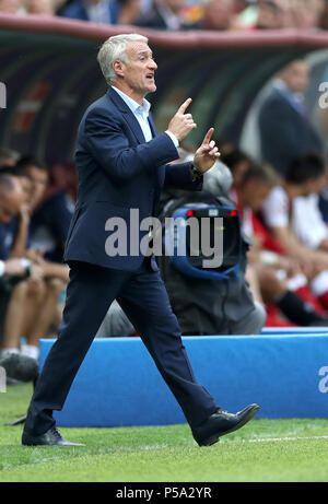 (180626) -- Moscou, 26 juin 2018 (Xinhua) -- l'entraîneur-chef de la France Didier Deschamps réagit au cours de la Coupe du Monde 2018 groupe C match entre le Danemark et la France à Moscou, Russie, le 26 juin 2018. (Xinhua/Xu Zijian) Banque D'Images