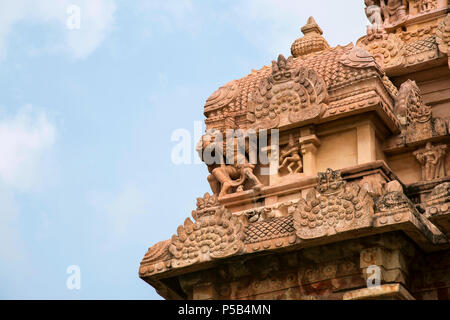 Vue partielle de Gopuram sculpté de Gangaikonda Cholapuram, temple de Shiva, Tamil Nadu, Inde Banque D'Images