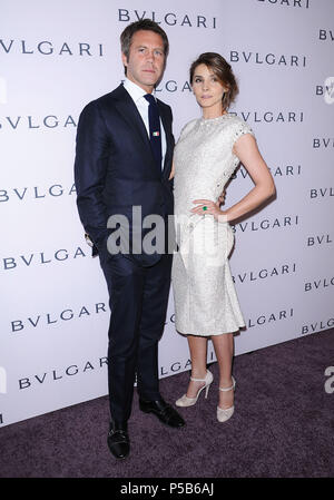 Le Prince Emanuele Filiberto di Savioa et la Princesse Clotilde Courau à la Bulgarie la célèbre Elizabeth Taylor s magnifique Collection à Beverly Hills. Le Prince Emanuele Filiberto di Savioa et la Princesse Clotilde Courau  27 ------------- Red Carpet Event, Vertical, USA, Cinéma, Célébrités, photographie, Bestof, Arts, Culture et divertissement, Célébrités Topix fashion / Vertical, Best of, événement dans la vie d'Hollywood, Californie - Tapis rouge et en backstage, USA, Cinéma, Célébrités, cinéma, télévision, Célébrités célébrités musique, photographie, Arts et culture, Bestof Entertainm Banque D'Images