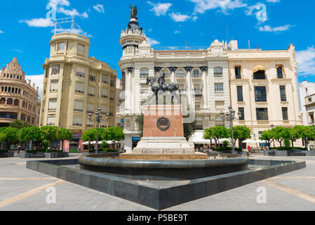 Cordoba Plaza de las Tendillas, vue sur la Plaza de las Tendillas dans le centre du quartier moderne de la ville de Cordoue, Andalousie, Espagne. Banque D'Images