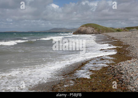 Plage de Lettergesh sur la péninsule de Renvyle est l'une des nombreuses superbes plages du Connemara. Le comté de Galway, Irlande Banque D'Images