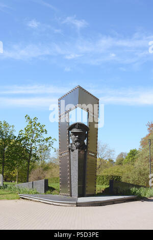 TALLINN, ESTONIE - 12 mai 2018 : Monument commémoratif de l'estonien dans le Contre-amiral Sir Geoffrey Pitka (1872-1944), commandant dans la guerre d'Estonien Independe Banque D'Images