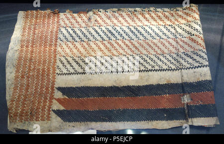 N/A. Anglais : Exposition dans le Robert C. Williams Paper Museum, Atlanta, Georgia, USA. Ce travail est assez vieux pour qu'il soit dans le . La photographie était permise dans le musée sans restriction. 20 mars 2014, 13:10:17. Daderot 170 papier d'écorce, Tonga - Robert C. Williams DSC00379 - Musée du Papier Banque D'Images