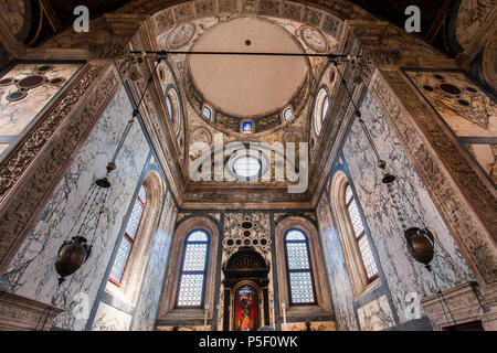 Venise, Italie, 25 avril 2018 : l'intérieur et les détails architecturaux de l'église Santa Maria dei Miracoli, 25 avril 2018, à Venise, Italie Banque D'Images