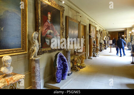 N/A. Français : élément affiché dans - 08 - Derbyshire, Angleterre. 18 juin 2016, 09:21:36. Daderot Chapelle 324 couloir, Chatsworth House - Derbyshire, Angleterre - DSC03011 Banque D'Images