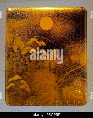 N/A. Anglais : Exposition dans le Musée des beaux-arts de Montréal - Montréal, Québec, Canada. 28 septembre 2016, 12:57:34. Daderot 383 Boîte de cosmétiques (tebako), Japon, période Edo, ch. 1800, maki-e de laque sur bois, étain - Musée des beaux-arts de Montréal - Montréal, Canada - DSC09567 Banque D'Images