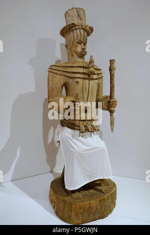 N/A. Anglais : Exposition dans le Dallas Museum of Art, Dallas, Texas, USA. 7 mai 2017, 16:39:54. 98 Daderot figure d'ancêtre fondateur hero Owedjebo Urhobo, peuples autochtones, (Oghrerhe Eherhe Agbarho), région, le Nigeria, 1875-1890, bois, traces de craie blanche - Dallas Museum of Art - DSC04928 Banque D'Images