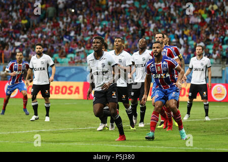 Salvador, Brésil. 26 Juin, 2018. Lance à l'occasion d'un match entre Bahia et de Ceará, organisait ce mercredi (26) dans un jeu valable pour la 2018 Coupe du nord-est. À l'Arena Fonte Nova dans Salvador, BA. Credit : Tiago Caldas/FotoArena/Alamy Live News Banque D'Images