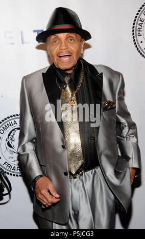 ***PHOTO*** JOE JACKSON MORT À New York, NY 89- 7 octobre : Joe Jackson occupe les Frères Foundation Gala Robert De Niro et Carlos Slim à la Waldorf-Astoria, le 7 octobre 2014 à New York. Crédit : John Palmer/MediaPunch Banque D'Images