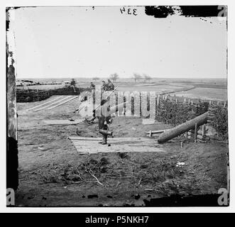 Anglais : [Centreville, Virginie fort sur les hauteurs, avec canons Quaker] . French : Photo du principal théâtre oriental de la guerre, confédéré quartiers d'hiver, 1861-1862. Mars 1862. N/A 286 Centreville, Virginie, canons Quaker dans le fort sur les hauteurs - balayage original Banque D'Images