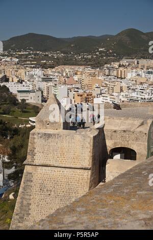 Ronda de Joan Baptista Calvi y baluarte de Sant Jaume.Dalt Vila.Ibiza.îles Baléares.Espagne. Banque D'Images