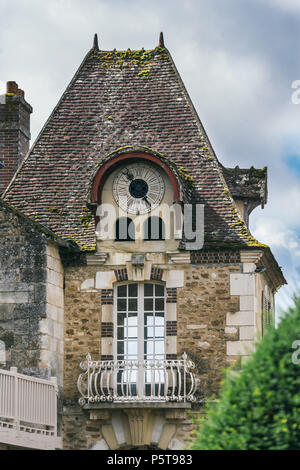 En France l'abbaye de Pontigny, l'ancienne abbaye cistercienne en France, l'un des cinq plus anciens et les plus importants monastères de l'ordre. Banque D'Images