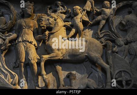 L'avant du sarcophage romain. Environ 180 AD. La lune Séléné goddes et son amant Endymion. Char et des chevaux de Selene Glyptothèque. Munich. L'Allemagne. Banque D'Images