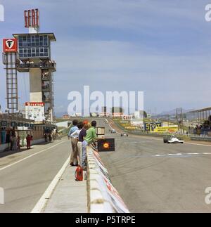 RECTA DE TRIBUNAS TORRE CONTROL Y DES BOÎTES. Emplacement : CIRCUITO DEL JARAMA, PROVINCIA, MADRID, ESPAGNE. Banque D'Images