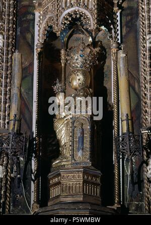 VIRGEN DE LA VEGA - SIGLO XII - GOTICO ESPAÑOL. Emplacement : Catedral Vieja, Salamanca, Espagne. Banque D'Images