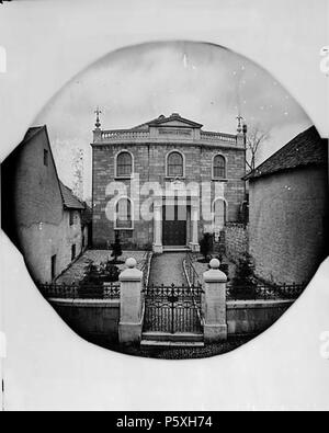 Chapelle de la Congrégation [Rhuthun,] [GRAPHIC].. 1 : négatif, verre au collodion humide, n&b ; 16,5 x 21,5 cm. vers 1875. Thomas, John, 374 Chapelle de la congrégation, les ANL Rhuthun3362257 Banque D'Images