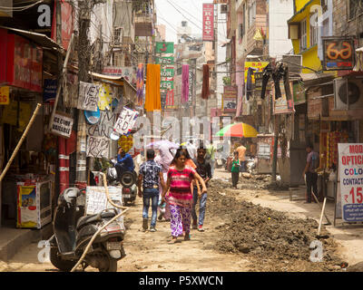 Scène de rue à Sangatrashan Bazar, New Delhi, Inde Banque D'Images
