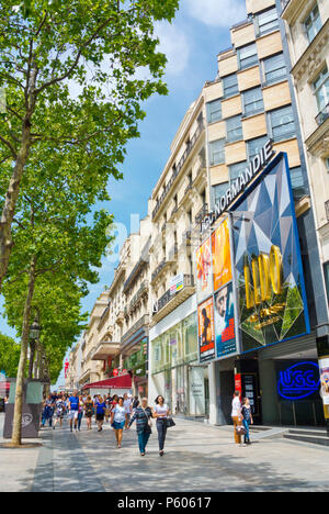 Avenue des Champs-Élysées, 8ème arrondissement, Paris, France Banque D'Images