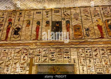 L'intérieur de la tombe de Ramsès III dans la Vallée des Rois, Thèbes, Luxor, Egypte, Afrique du Sud Banque D'Images