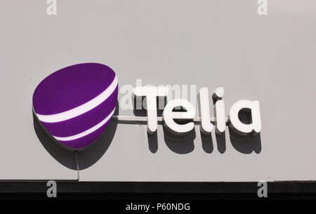 Copenhague, Danemark - 26 juin 2018 : Telia logo sur store. Suédois Telia est une compagnie de téléphone et dominante de l'opérateur de réseau mobile présent en Suède, Banque D'Images