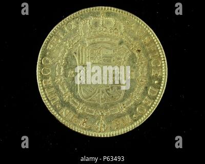 NUMISMATICA. MONEDA MODERNA. OCHO ESCUDOS DE ORO, DE CARLOS IV. REVERSO. ESCUDO DE TODAS LAS ARMAS REALES TIMBRADO DE UNA CORONA DU VRAI CON EL COLLAR DEL TOISON.1789. (MUSEO ARQUEOLOGICO NACIONAL : DEPOSITO). Banque D'Images