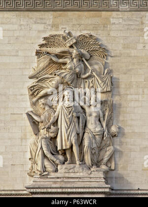Statue en pierre de triomphe par Jean-Pierre Cortot, montrant l'empereur Napoléon, couronné par la déesse de la Victoire détail de l'Arc de triomphe monument à P Banque D'Images