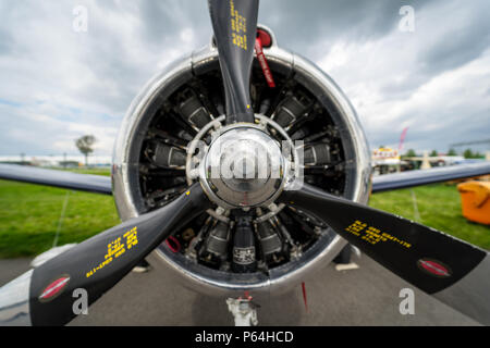 Moteur Radial Wright R-1820-9 de l'avion d'entraînement militaire North American T-28B Trojan, close-up. Banque D'Images