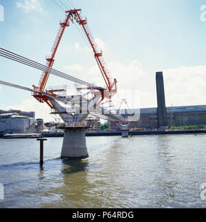 Construction de la Millennium Bridge, London, UK Banque D'Images