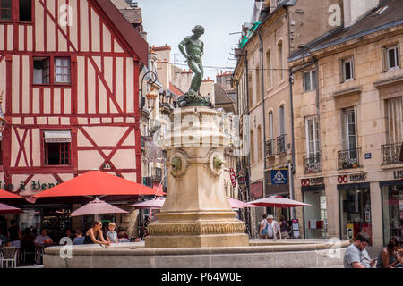 Place François Rude DIJON Côte-d'Or Bourgogne-Franche Comte-France Banque D'Images