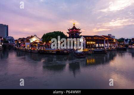 La rivière Coucher du soleil à Shan Tang Jie à Suzhou, Chine le 2 juin, 2018 Banque D'Images