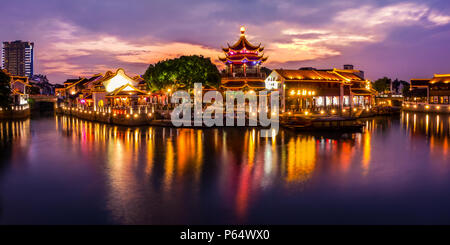 La rivière Coucher du soleil à Shan Tang Jie à Suzhou, Chine le 2 juin, 2018 Banque D'Images