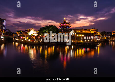 La rivière Coucher du soleil à Shan Tang Jie à Suzhou, Chine le 2 juin, 2018 Banque D'Images