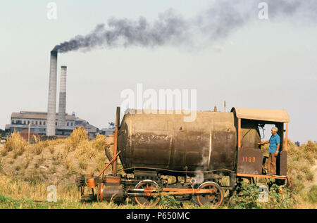 Un Baldwin construit Fireless 0-4-0 de 1917 vintage travaillant au Moulin à Sucre Bolivie Cuba Camagüey Province le jeudi 21 avril 1988. La chi Banque D'Images