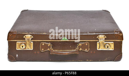 Vieille valise, voyage, assurance ou de bagages. Valise vintage, rétro, valise en cuir, isolé sur fond blanc. Banque D'Images