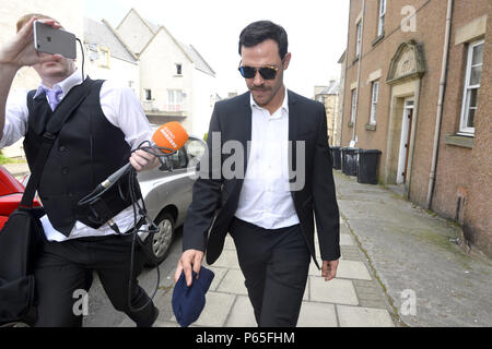 Si les jeunes, ancien "Pop Idol" gagnant, arrive pour la peine à Jedburgh Sheriff Court après avoir plaidé coupable à la conduite imprudente lors d'un incident en janvier où il est entré en collision avec un autre véhicule et près a heurté un piéton. Les jeunes seront en vedette : où : Jedburgh, Scottish Borders, Royaume-Uni Quand : 28 mai 2018 Credit : Euan Cherry/WENN Banque D'Images